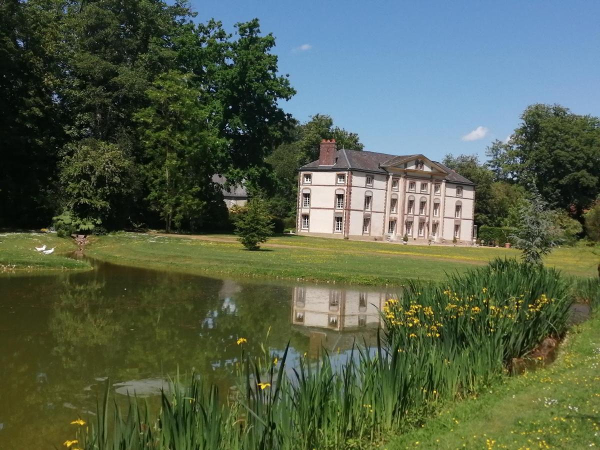 Chambre E Andre Le Domaine Des Jardins De Bracquetuit Buitenkant foto