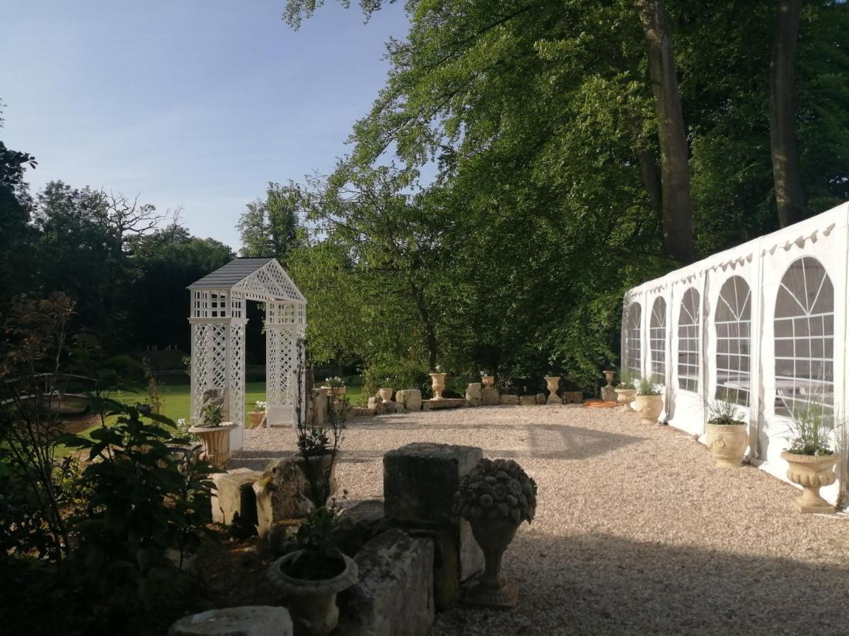 Chambre E Andre Le Domaine Des Jardins De Bracquetuit Buitenkant foto